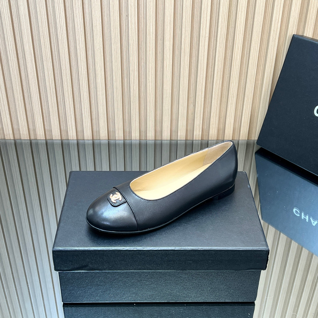 CHANEL 25S BALLET FLATS IN BLACK LAMBSKIN GOLD HARDWARE