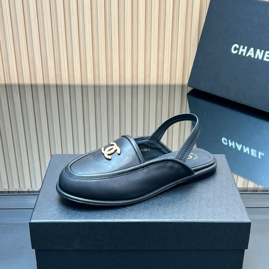 CHANEL 25S BACK STRAP MULE 15MM IN BLACK CALFSKIN GOLD HARDWARE