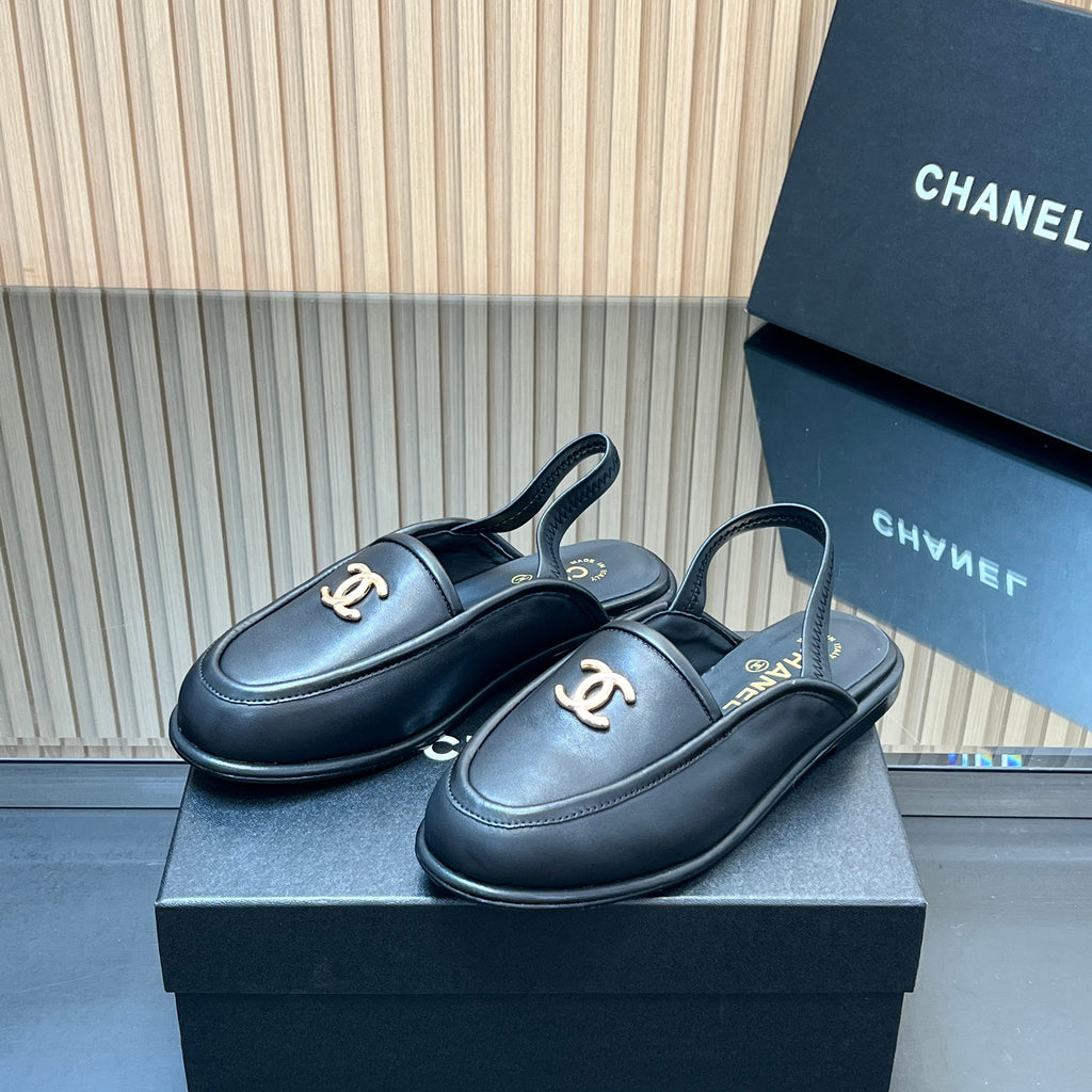 CHANEL 25S BACK STRAP MULE 15MM IN BLACK CALFSKIN GOLD HARDWARE