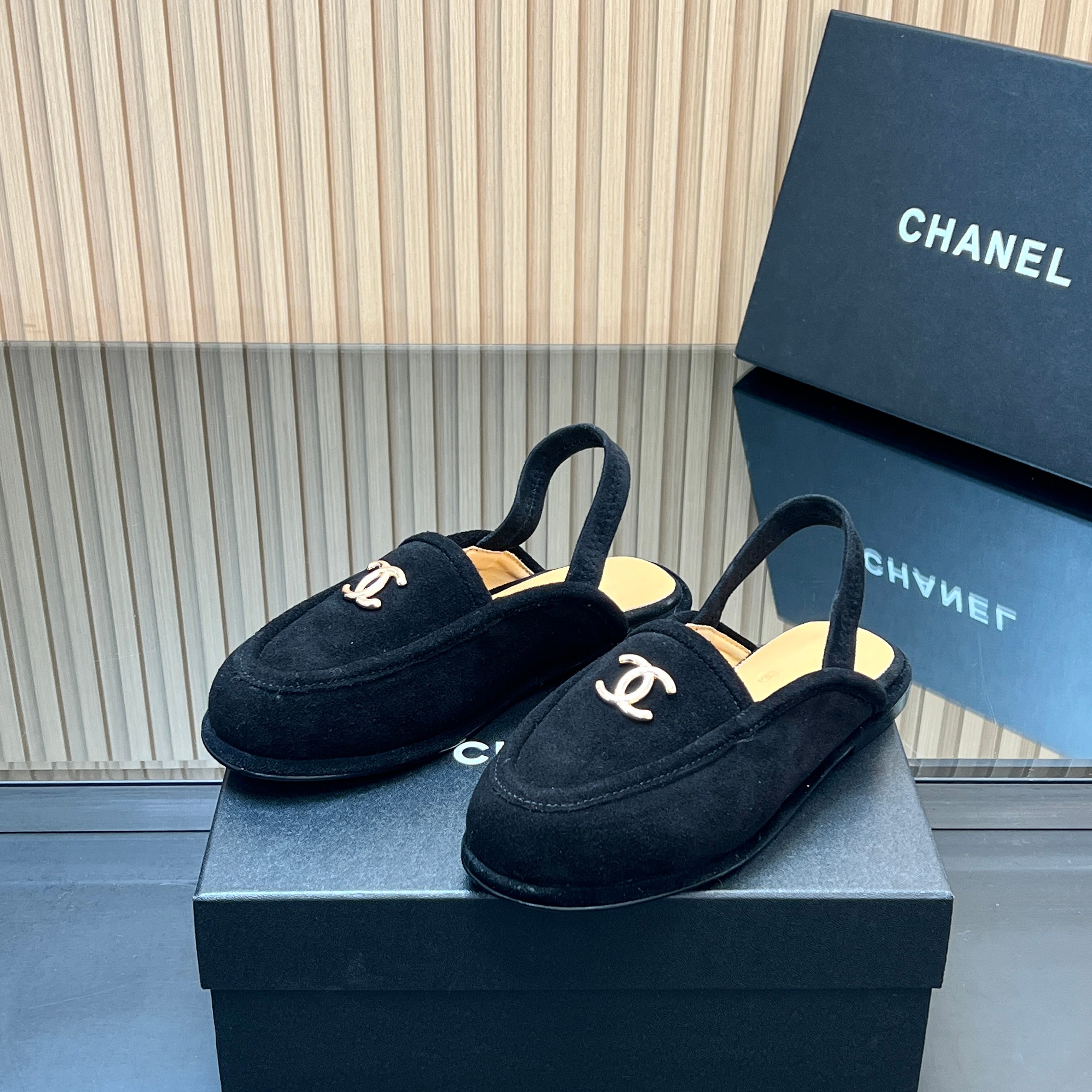 CHANEL 25S BACK STRAP MULE 15MM IN BLACK SUEDE GOLD HARDWARE