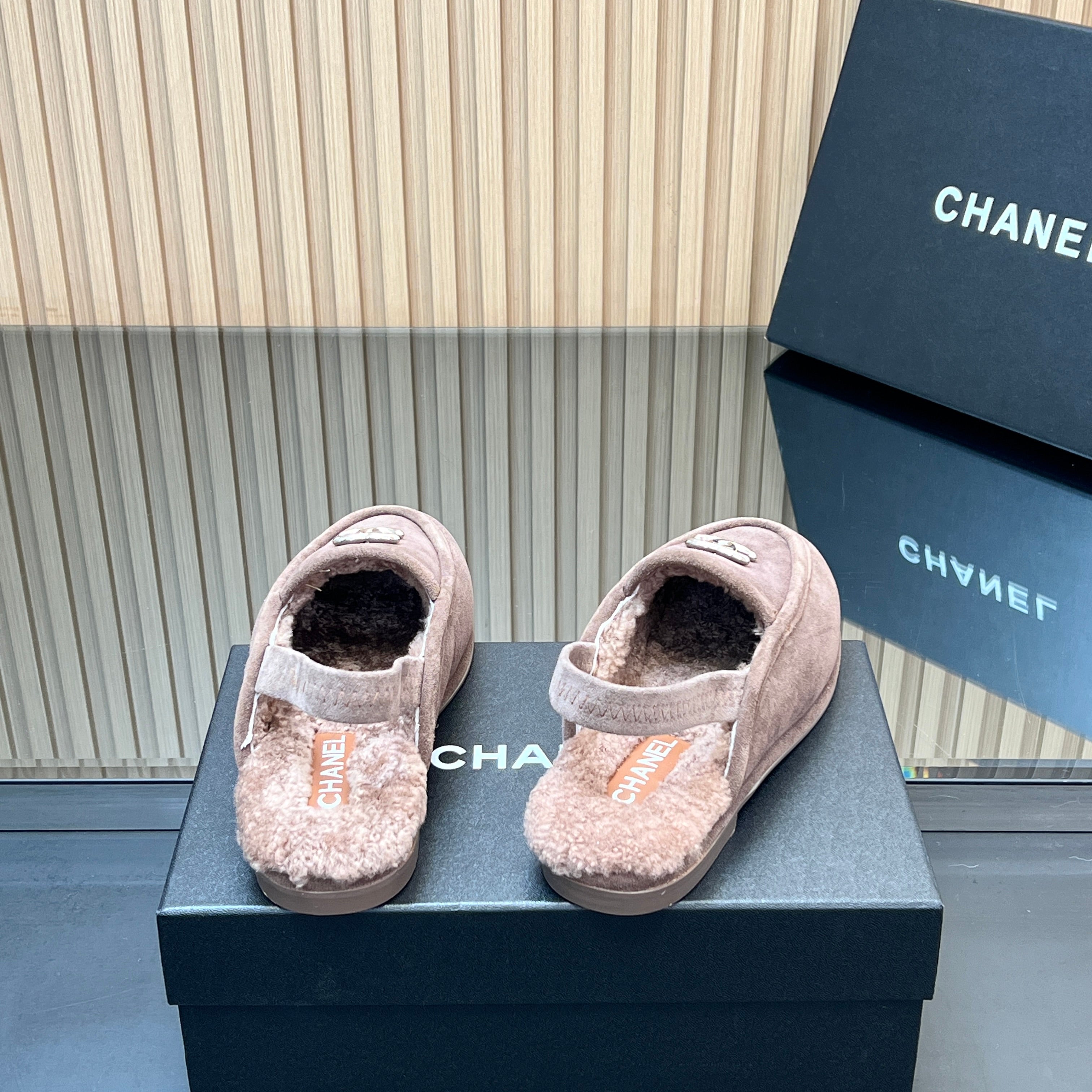 CHANEL 25S BACK STRAP MULE 15MM IN TAUPE GRAY SUEDE AND WOOL SILVER HARDWARE