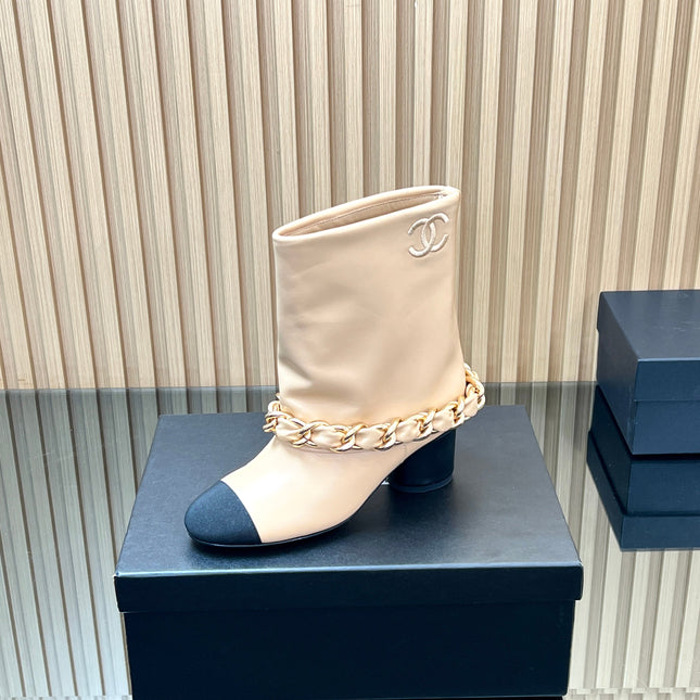 CHANEL 25S LOW BOOTS 65MM IN BEIGE CALFSKIN GOLD HARDWARE