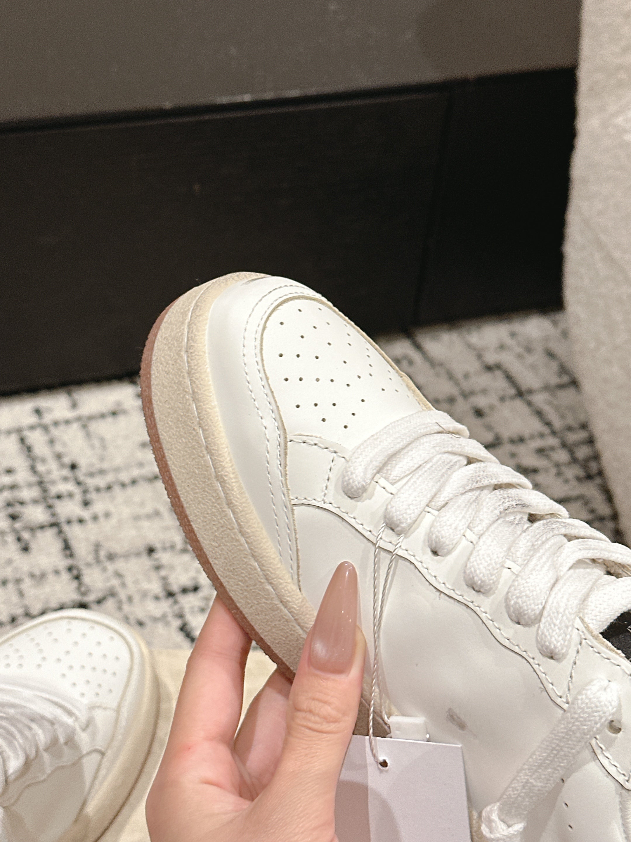 BALL STAR 2 SNEAKERS IN WHITE CALFSKIN GREEN STAR AND SILVER HEEL TAB