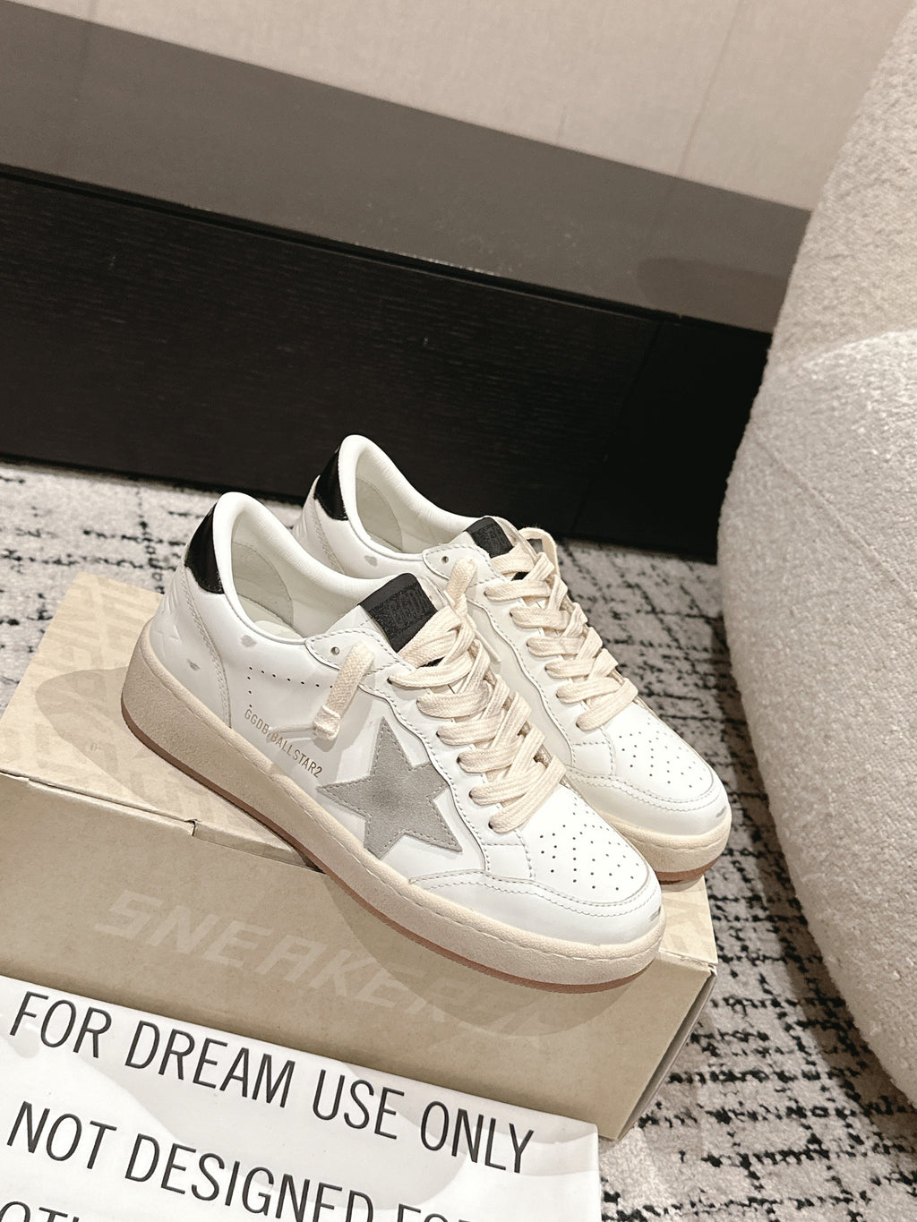 BALL STAR 2 SNEAKERS IN WHITE CALFSKIN GREY SUEDE STAR AND BLACK HEEL TAB