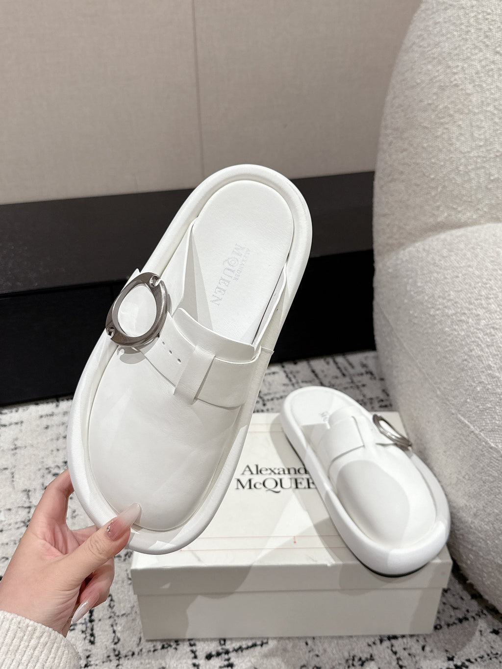 ARC CLOG MULES IN WHITE LAMBSKIN