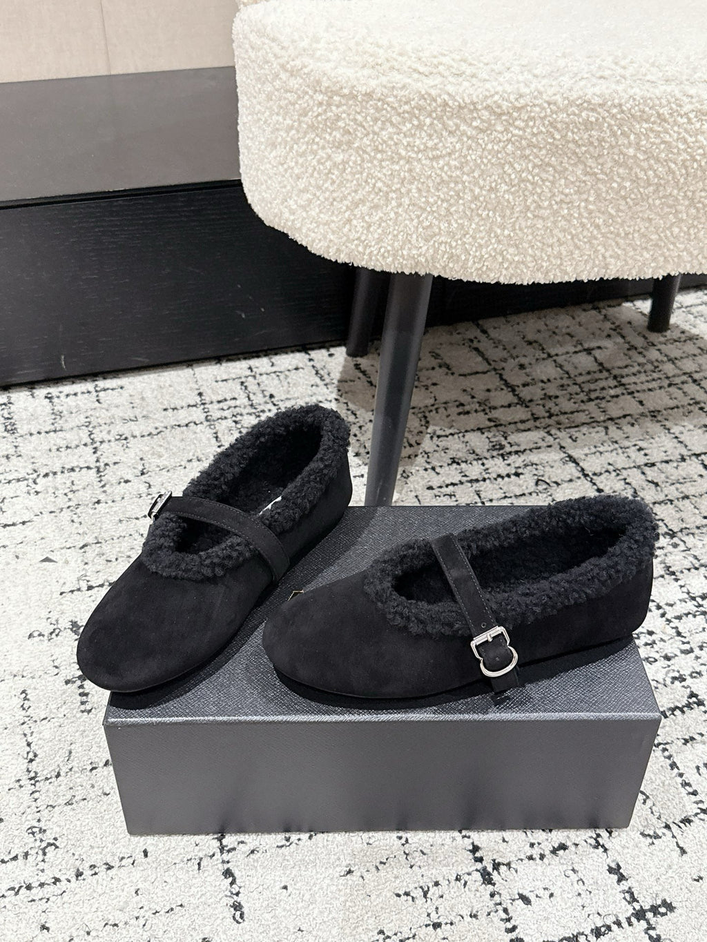 ALAIA 26S  BALLET FLATS IN BLACK SUEDE AND WOOL