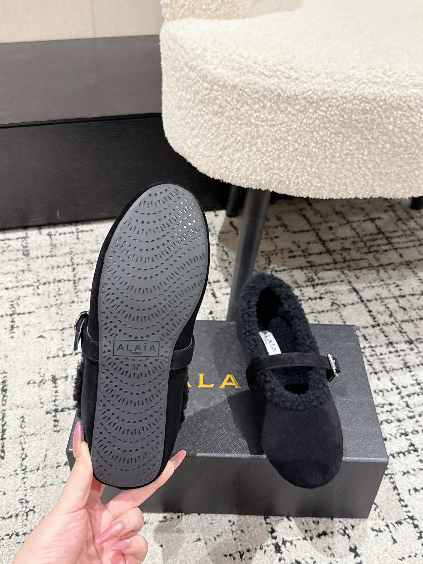 ALAIA 26S  BALLET FLATS IN BLACK SUEDE AND WOOL