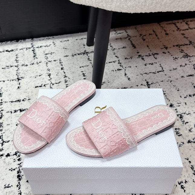 DIOR 26S SLIDES IN LIGHT PINK EMBOSSED OBLIQUE LACE EMBROIDERY