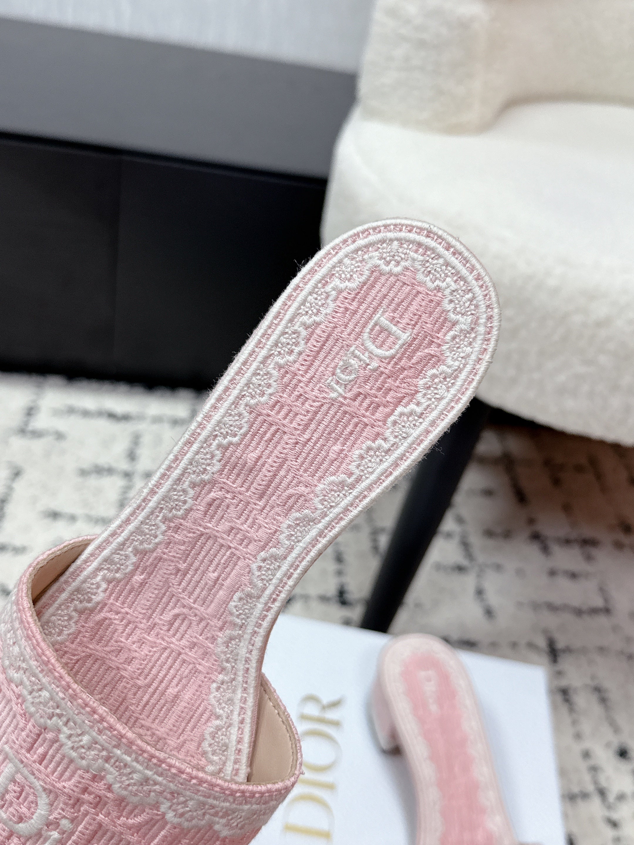 DIOR 26S HIGH HEEL SLIDES IN LIGHT PINK EMBOSSED OBLIQUE LACE EMBROIDERY