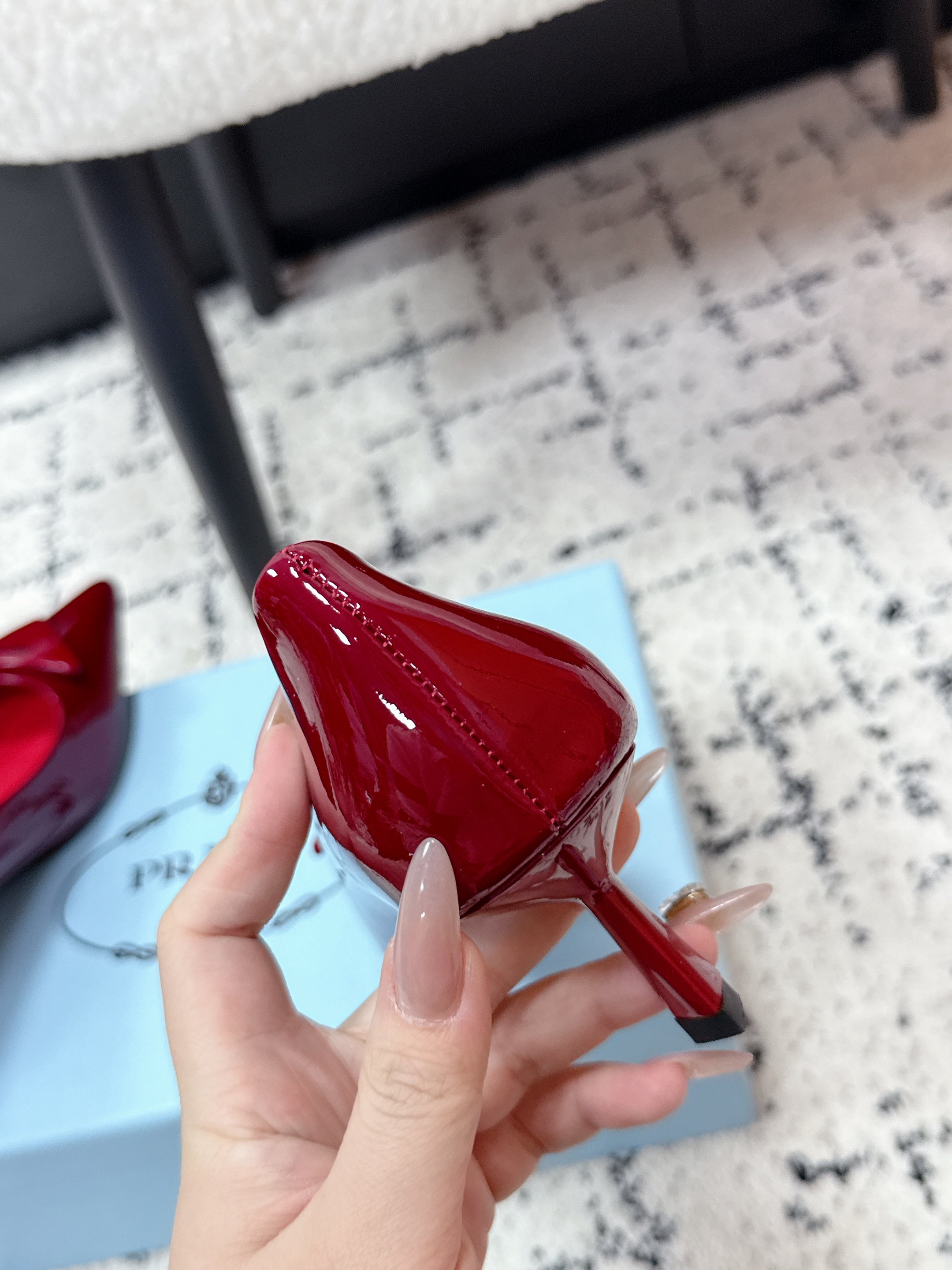 PRADA 26S POINTED-TOE HIGH HEELS 60MM IN DARK RED PATENT CALFSKIN WITH LOGO