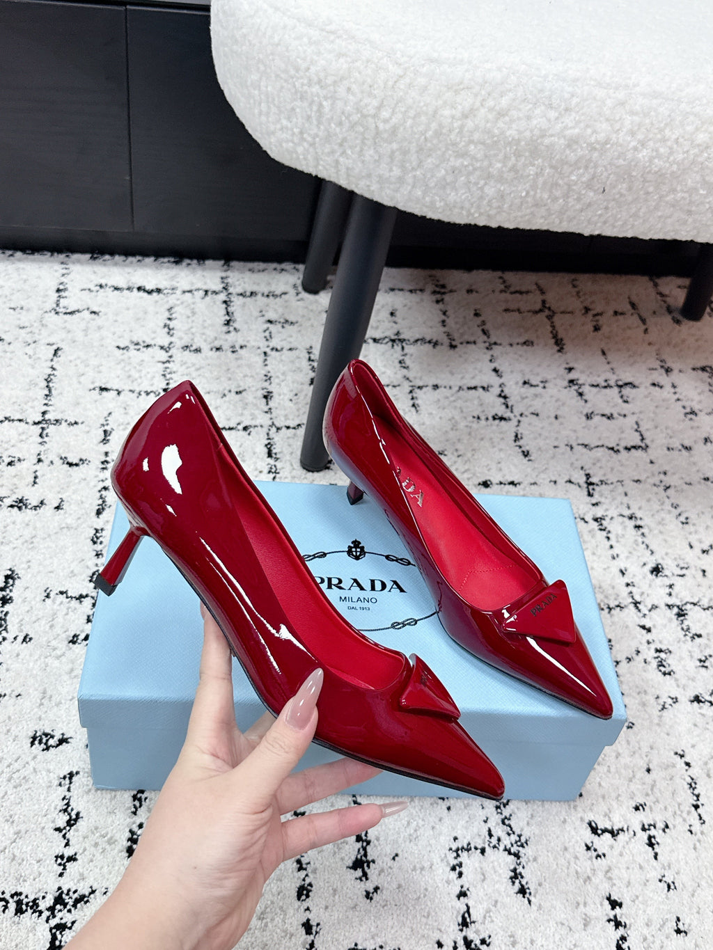 PRADA 26S POINTED-TOE HIGH HEELS 60MM IN DARK RED PATENT CALFSKIN WITH LOGO