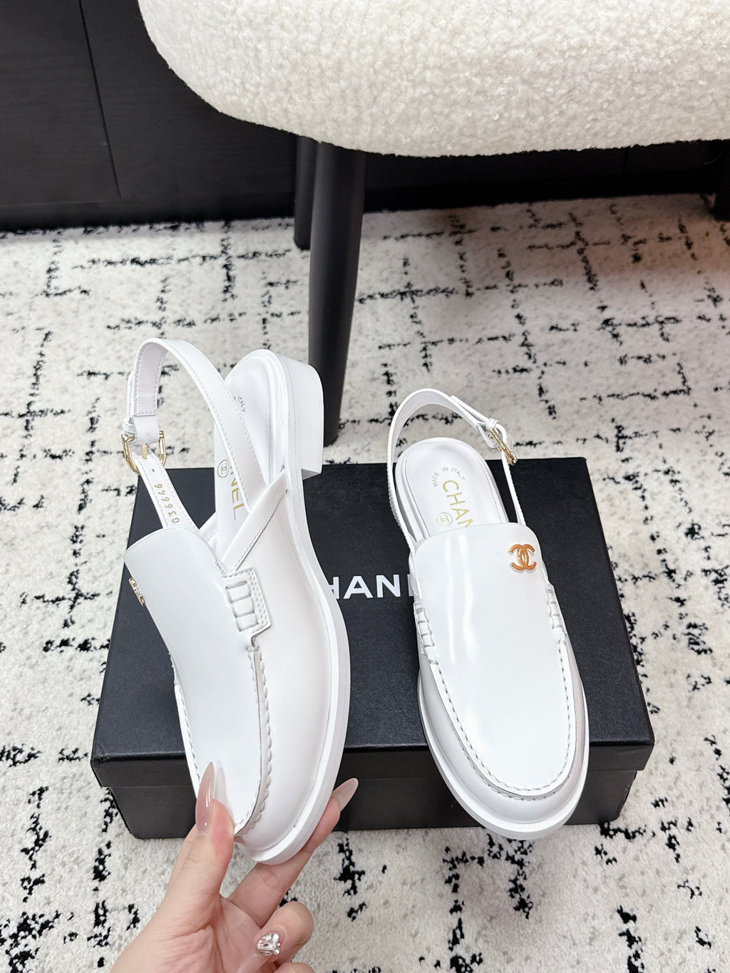 CHANEL 26S SLINGBACK LOAFERS IN WHITE PATENT CALFSKIN WITH CC LOGO