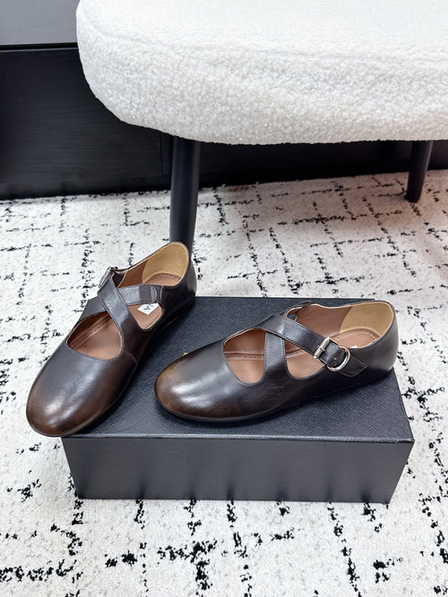 ALAIA 26S CROSS-STRAP BALLET FLATS IN DARK BROWN LAMBSKIN