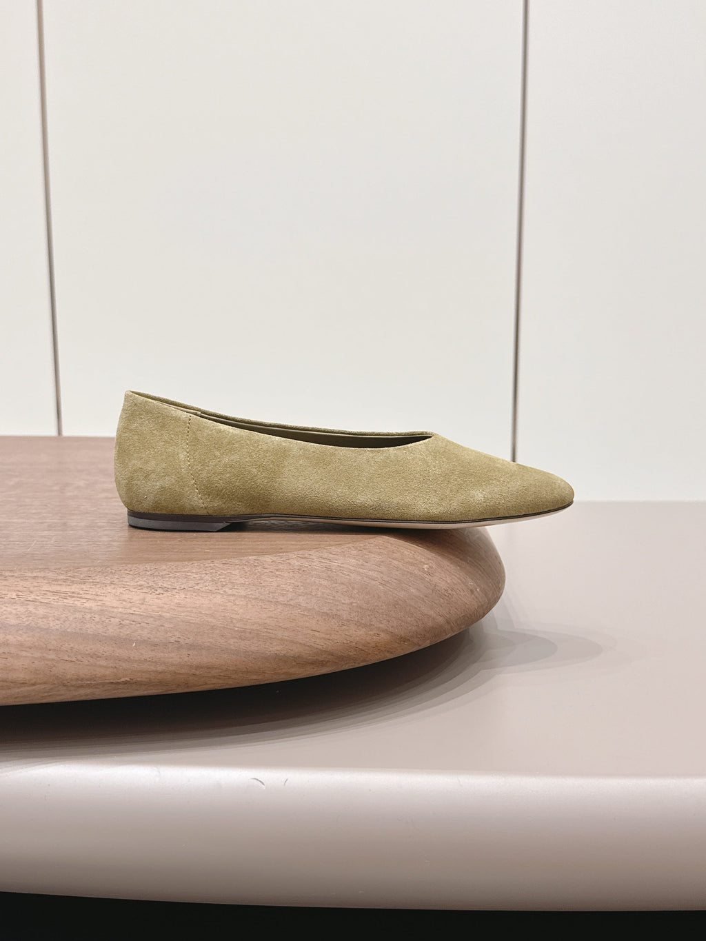 THE ROW 26S BALLET FLATS IN OLIVE BROWN SUEDE