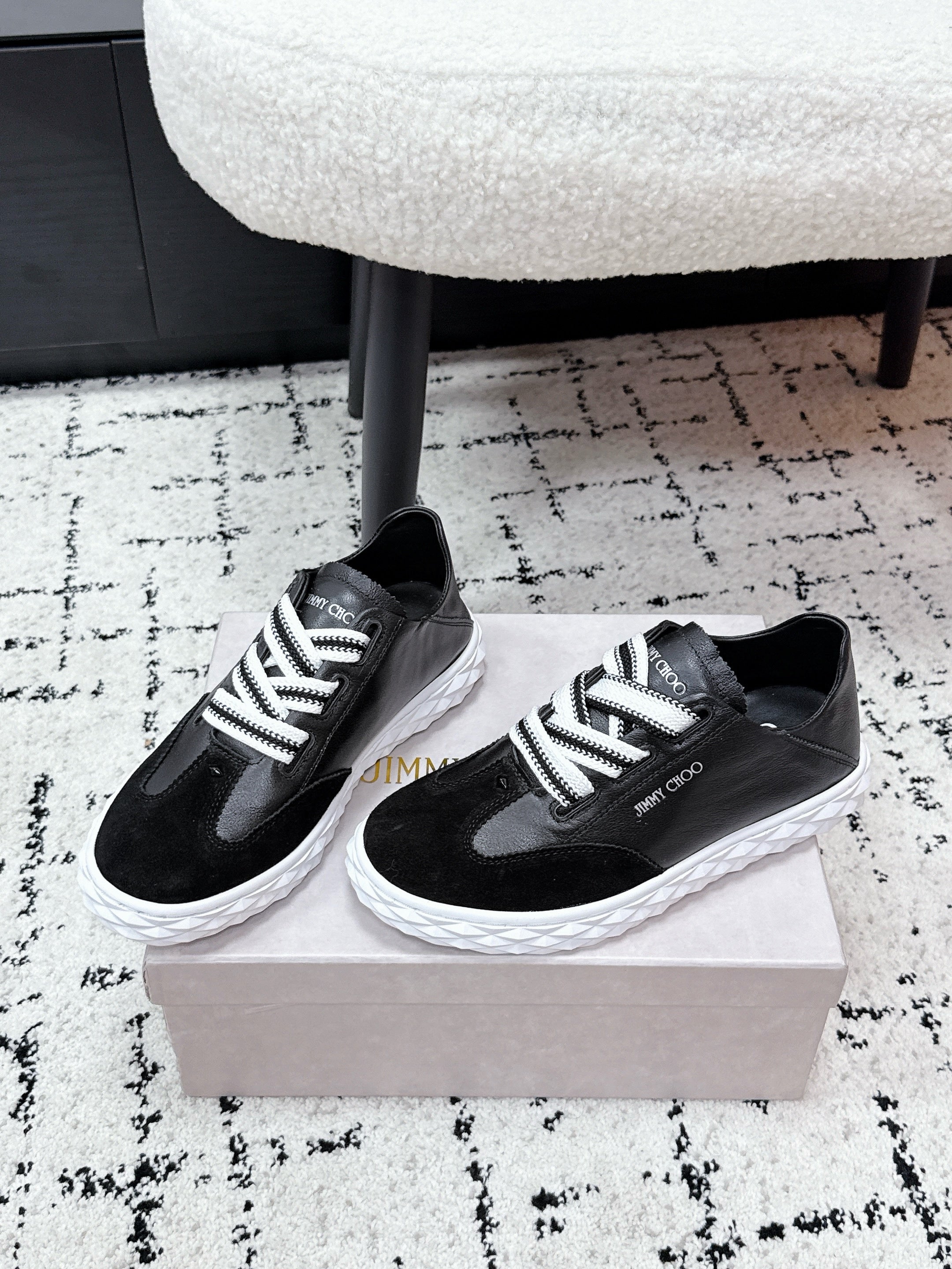 JIMMY CHOO 26S SNEAKERS IN BLACK CALFSKIN AND SUEDE