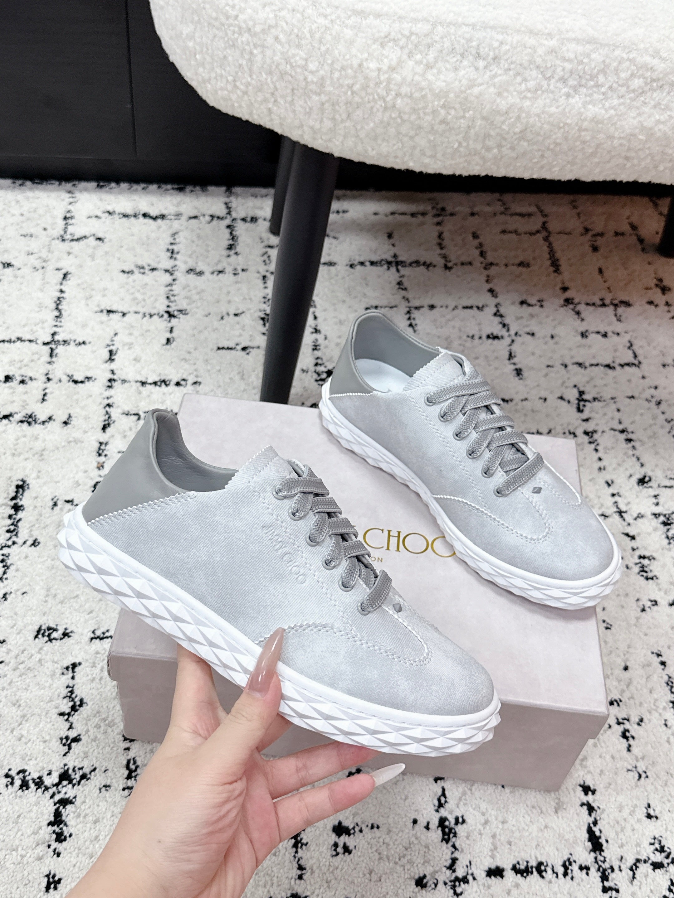 JIMMY CHOO 26S SNEAKERS IN GREY SUEDE