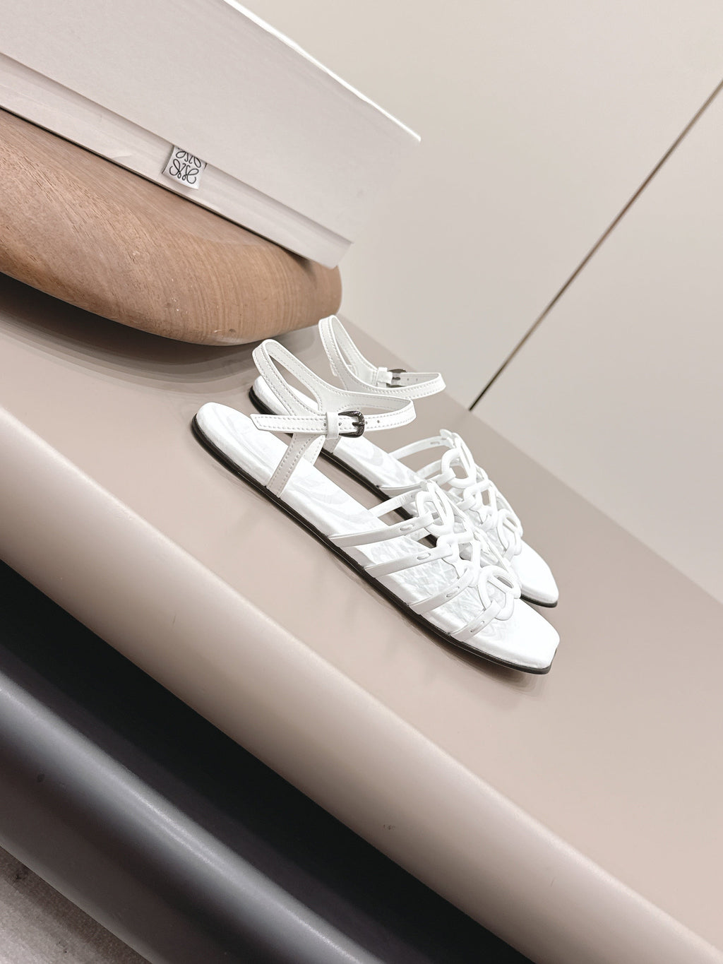 LOEWE 26S SQUARE TOE SANDALS IN WHITE CALFSKIN LOGO