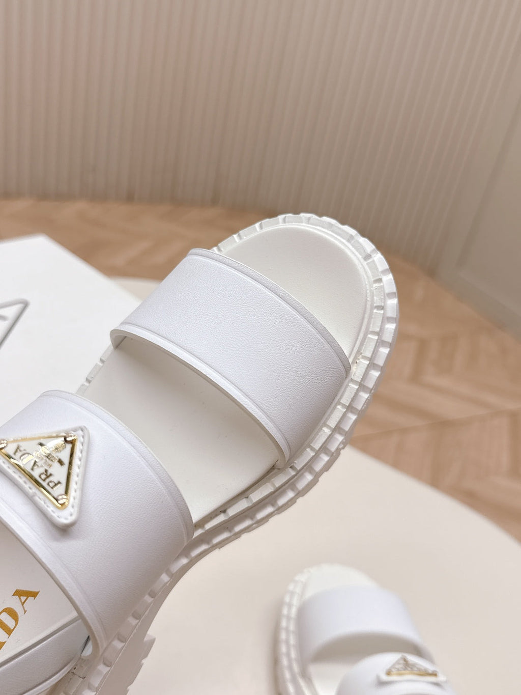 PRADA 25S SANDALS IN WHITE CALFSKIN LOGO