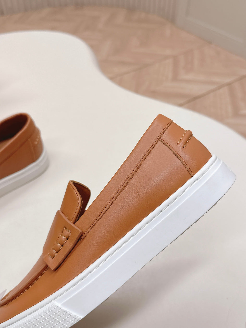 HM 25S SLIP-ON IN BROWN LAMBSKIN