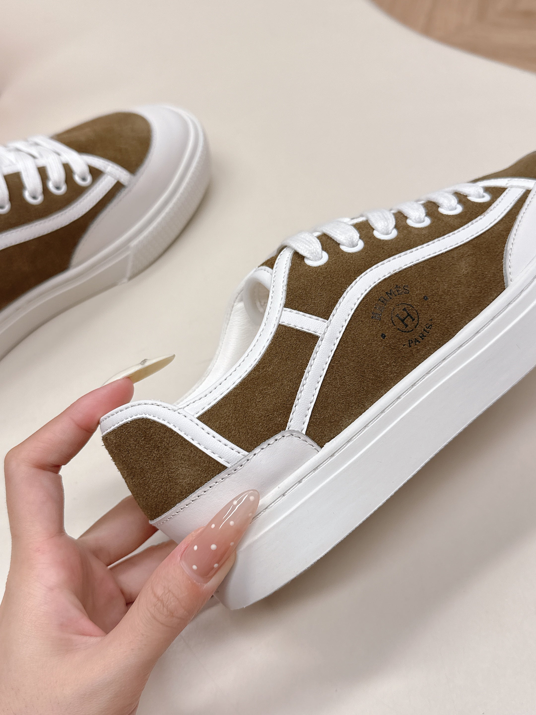 HM 25S SNEAKER LOW SPORTS IN BROWN SUEDE MIX WHITE LAMBSKIN