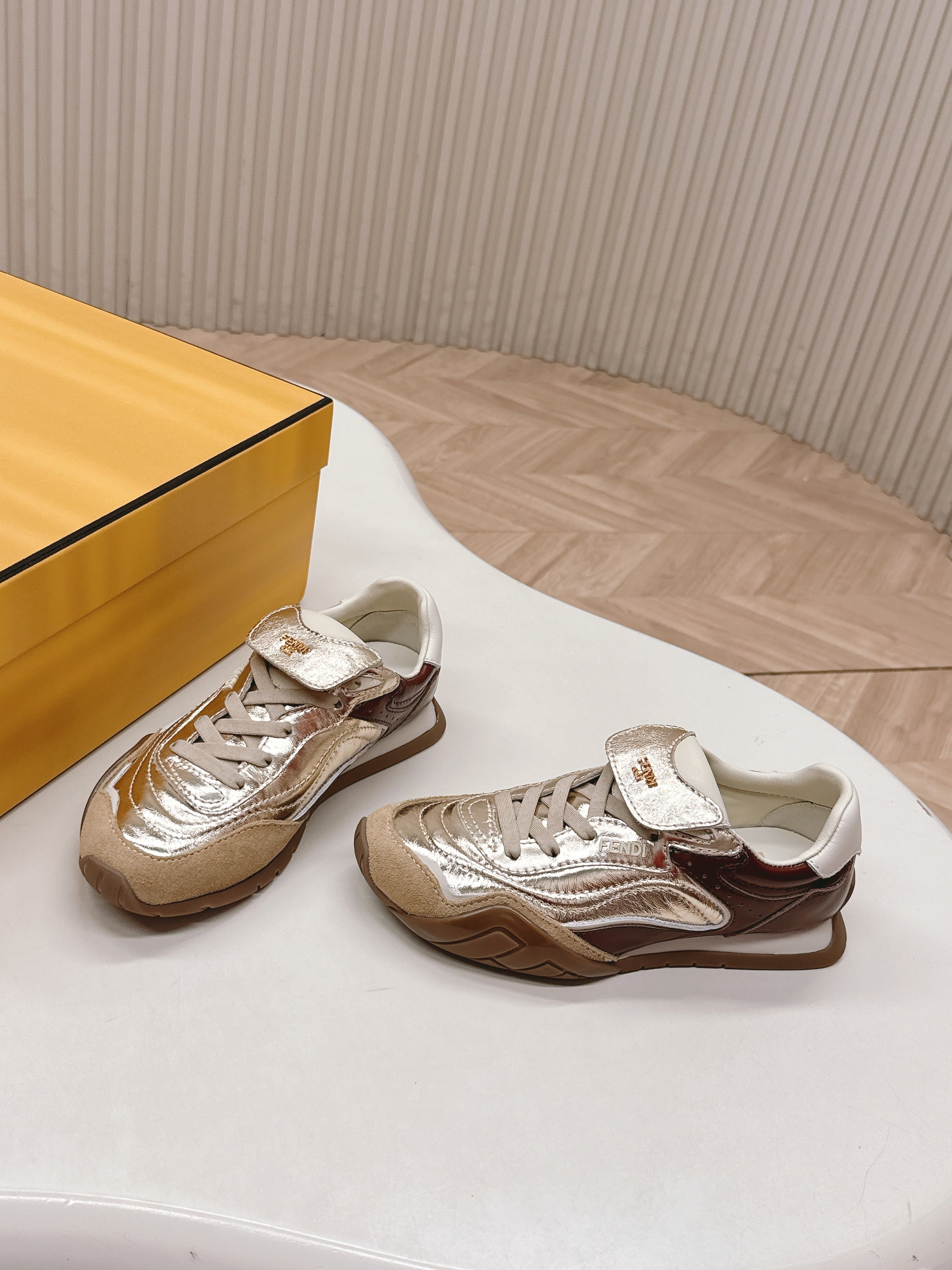FENDI 25S CORTEZ RETRO SNEAKERS IN SOFT GOLD MIX BROWN LAMBSKIN