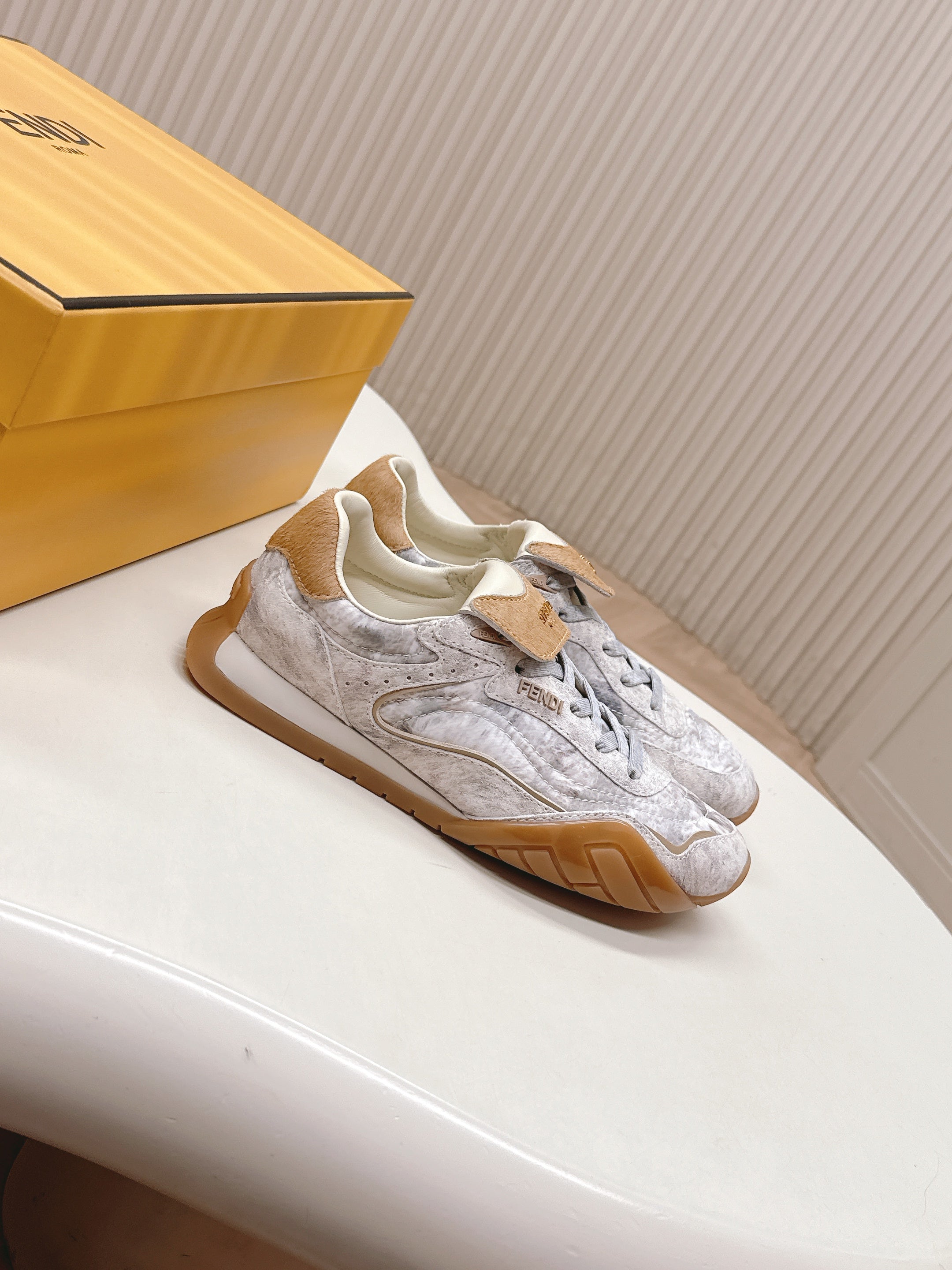 FENDI 25S CORTEZ RETRO SNEAKERS IN BEIGE WHITE SUEDE AND FABRIC