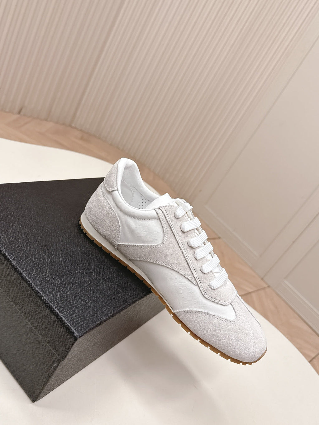 PRADA 26S CLASSIC SNEAKERS IN WHITE SUEDE AND NYLON