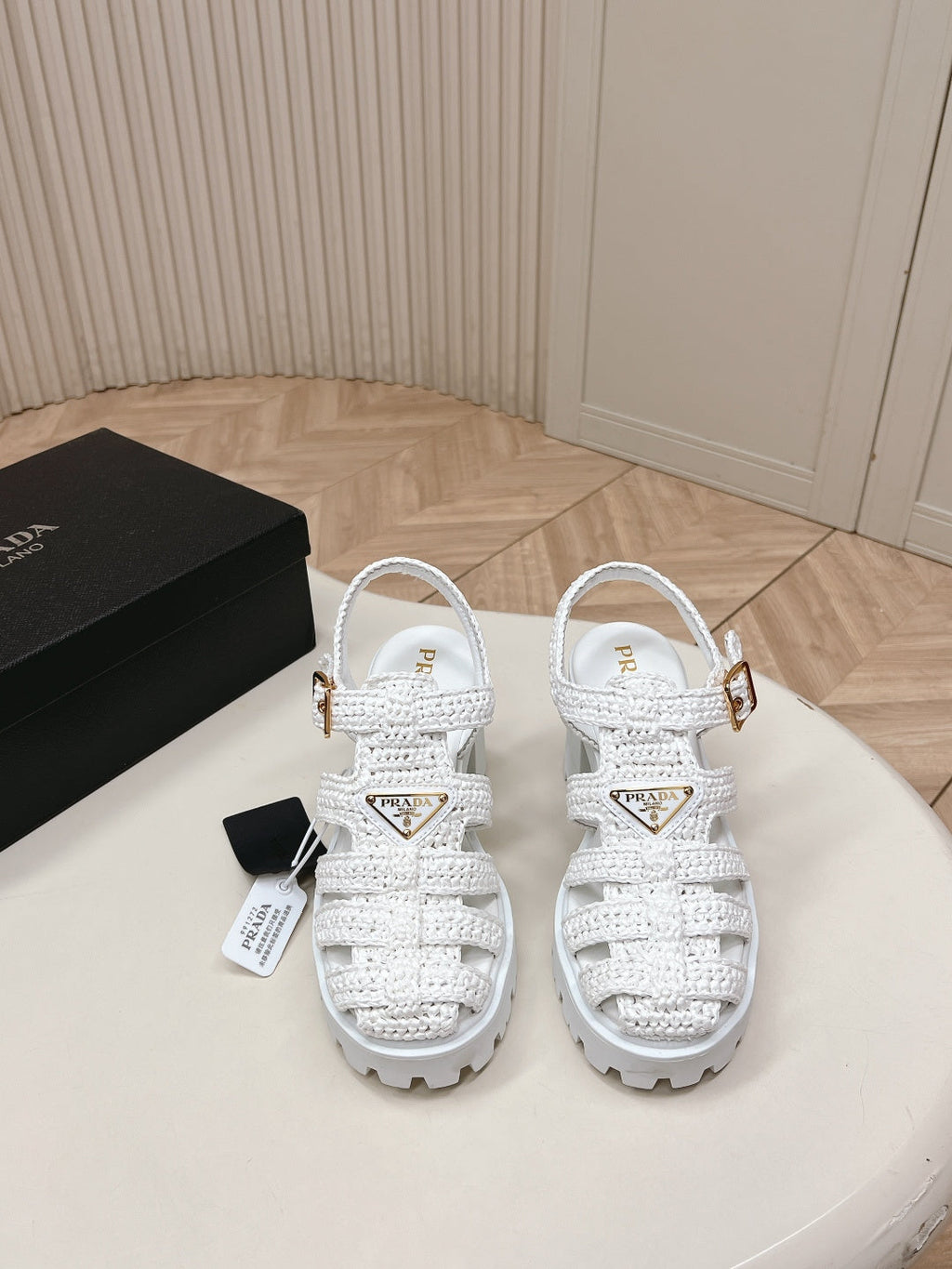 PRADA 26S HEELED FISHERMAN SANDALS IN WHITE RAFFIA AND CALFSKIN
