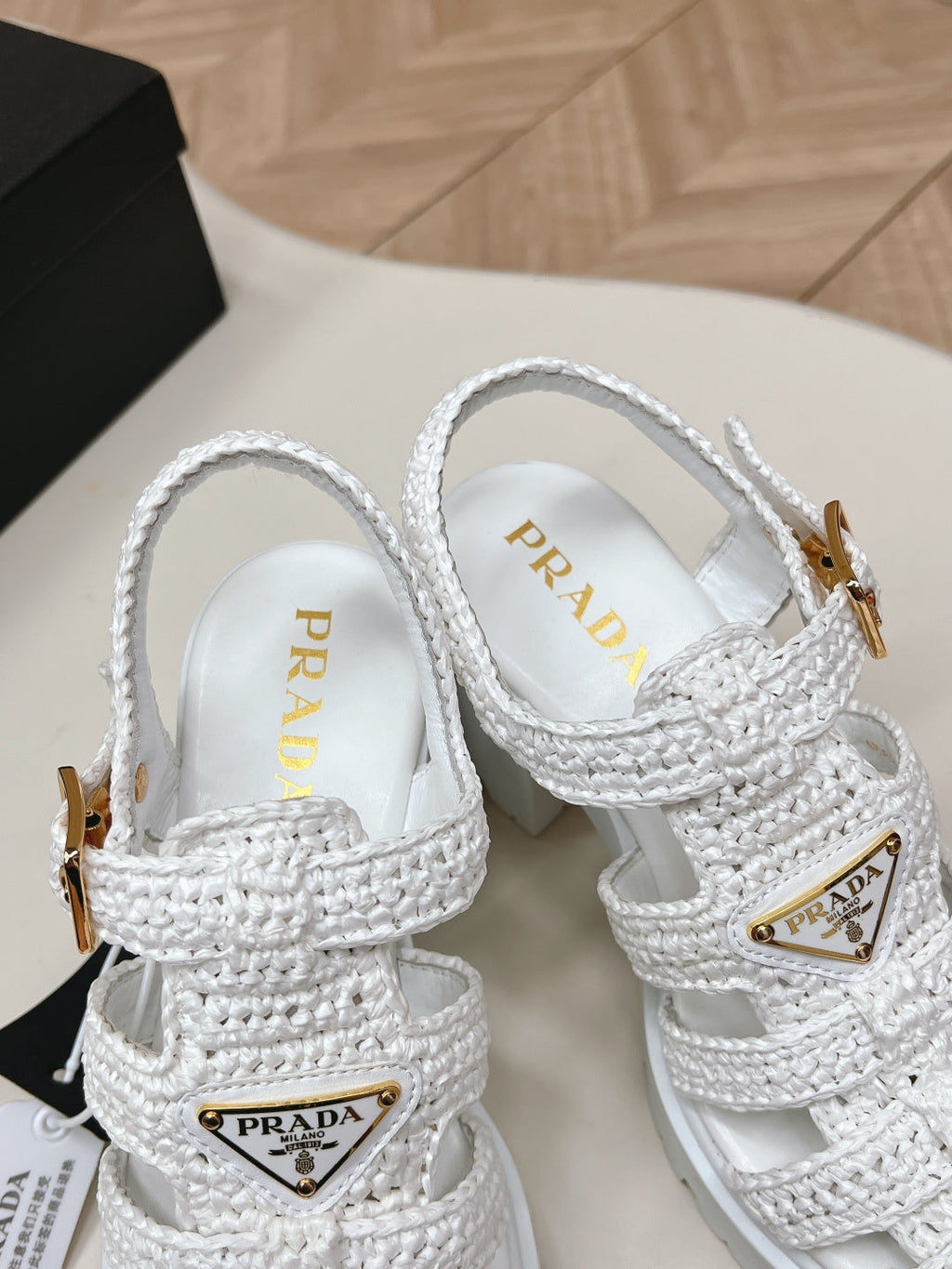 PRADA 26S HEELED FISHERMAN SANDALS IN WHITE RAFFIA AND CALFSKIN