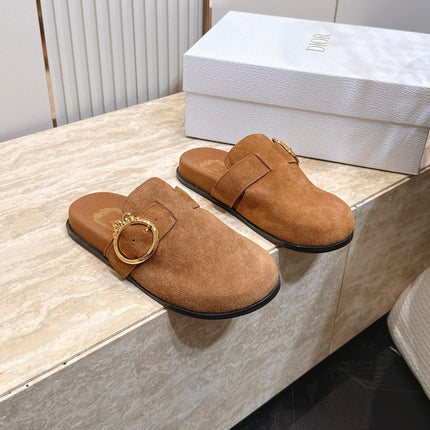 DIOR 26S BUCKLE MULE LOAFERS IN CARAMEL BROWN SUEDE GOLD HARDWARE