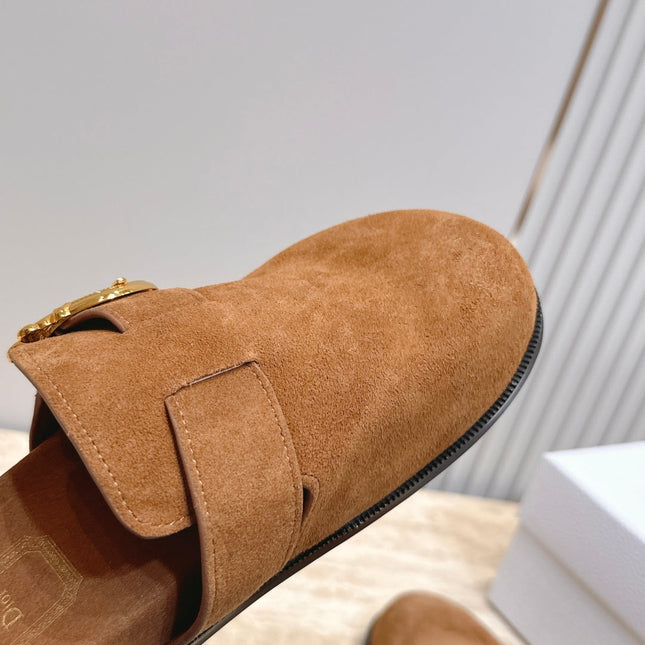 DIOR 26S BUCKLE MULE LOAFERS IN CARAMEL BROWN SUEDE GOLD HARDWARE