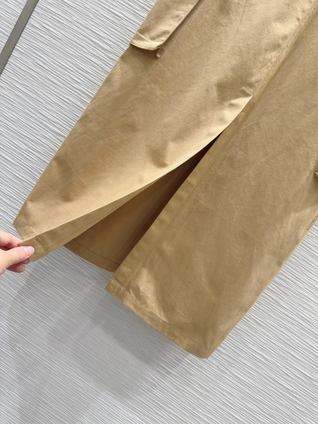 PRADA 26S MIDI SKIRT 672