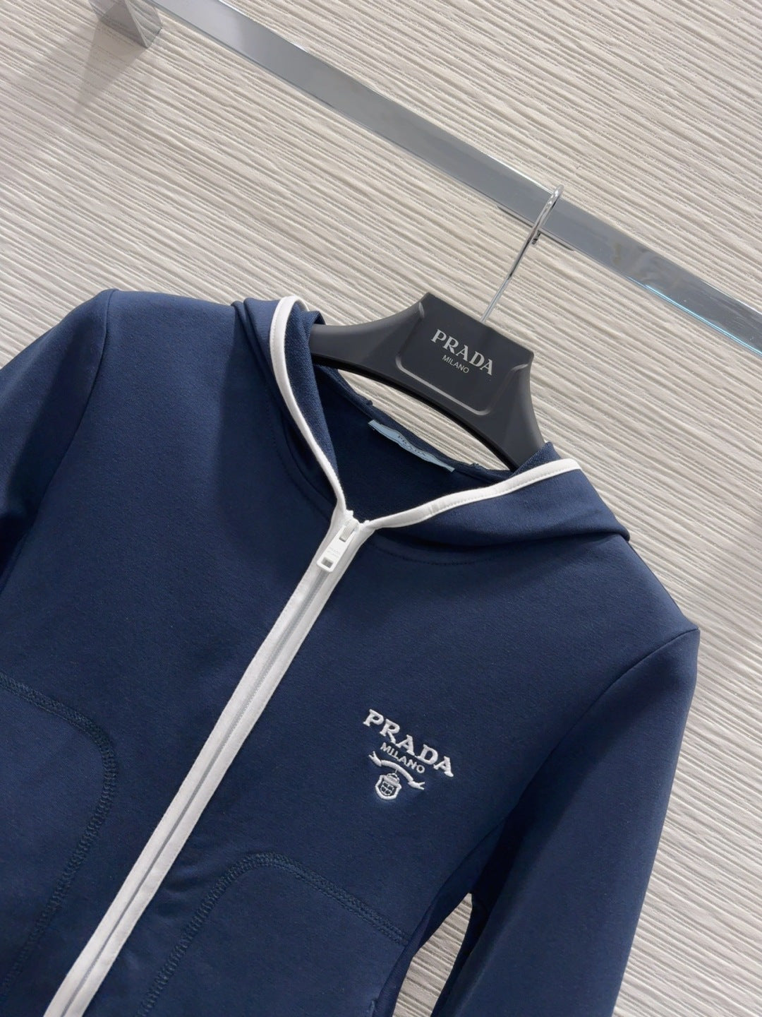 PRADA 26S TWO-PIECE SET 664