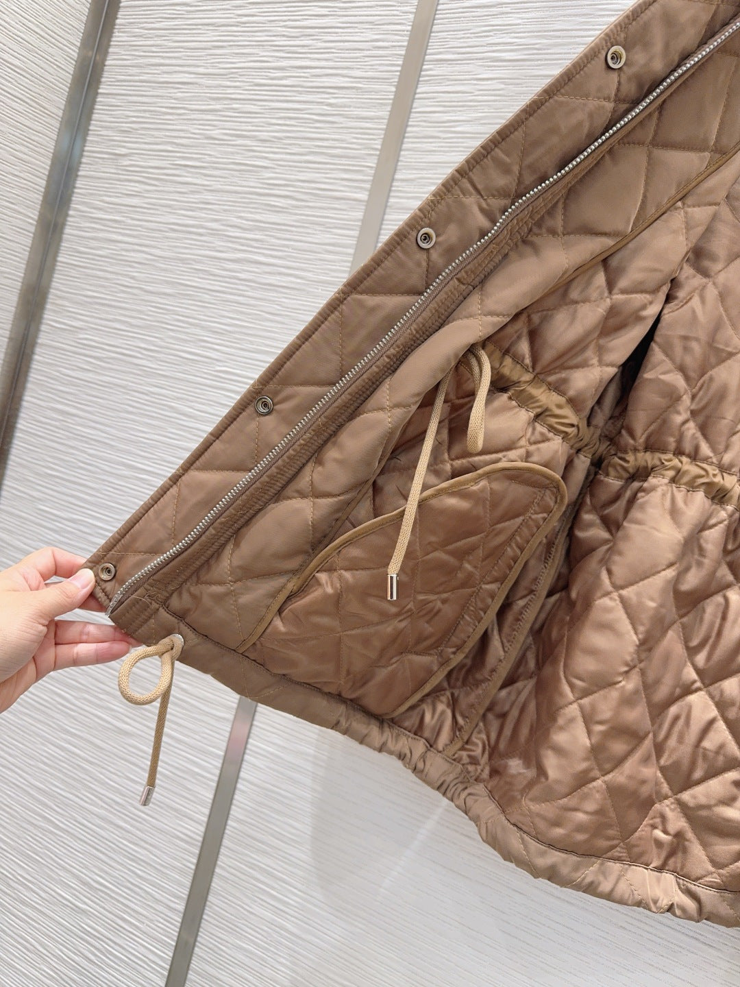 PRADA 26S JACKET 683