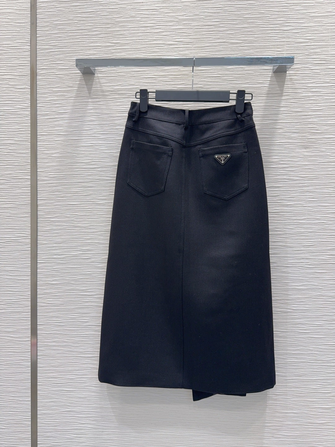 PRADA 26S MIDI SKIRT 635