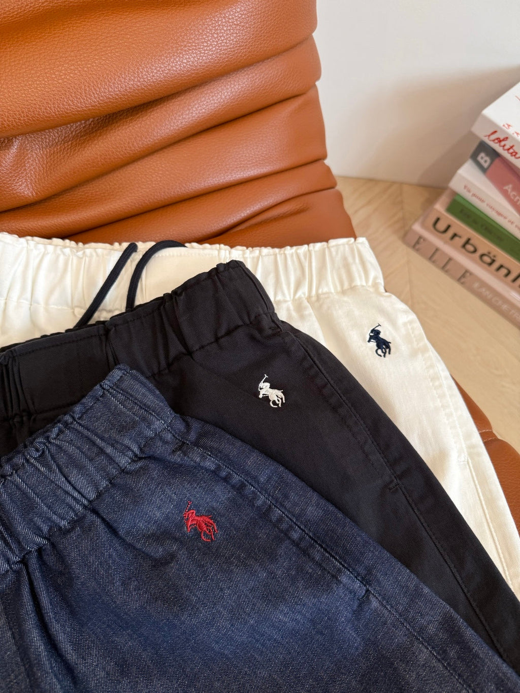 COTTON SHORTS WITH PONY EMBROIDERY NAVY 265773