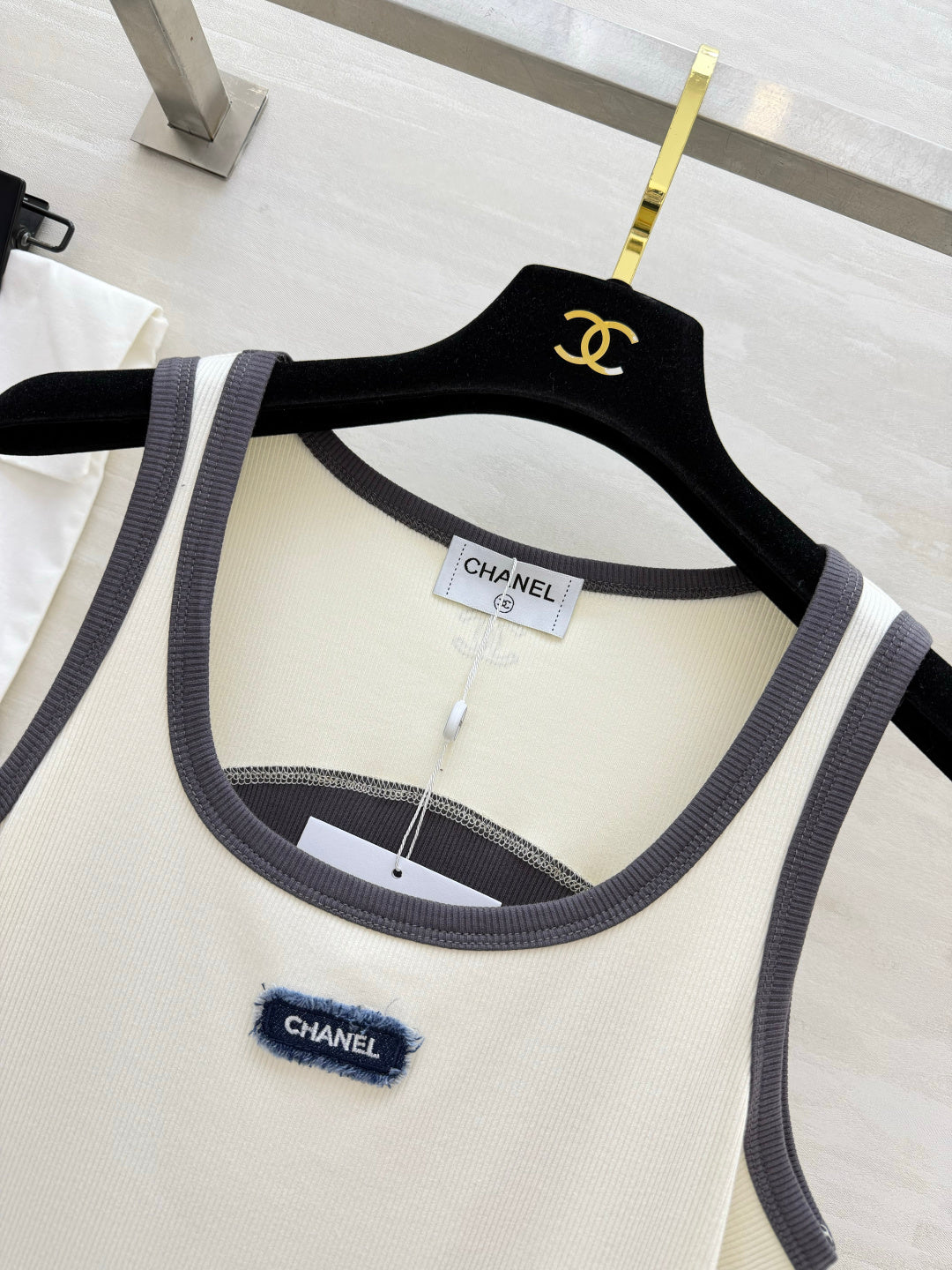 CHANEL 26S TANK TOP STYLE 1034