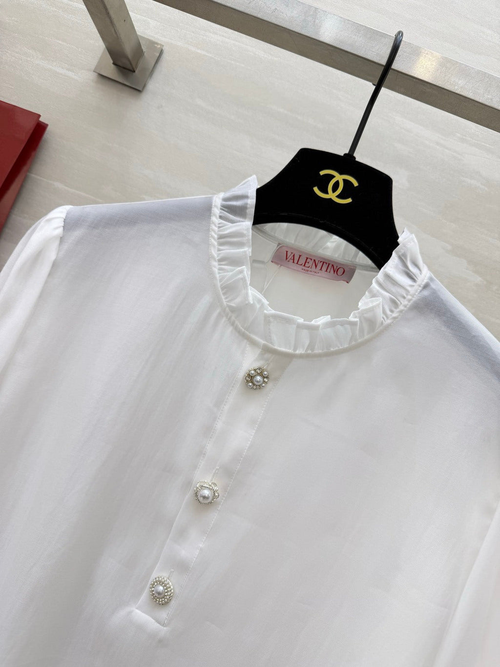 VALENTINO 26S RUFFLED COLLAR SHIRT 128