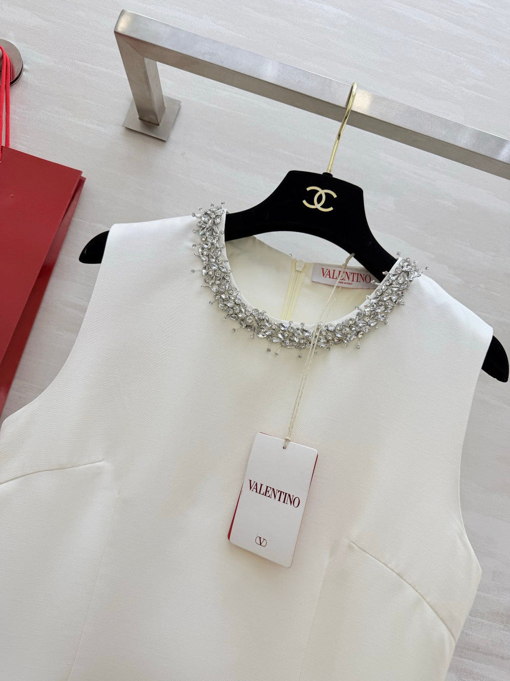 VALENTINO 26S SLEEVELESS DRESS 126
