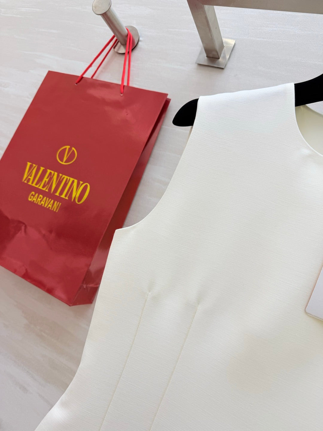 VALENTINO 26S SLEEVELESS DRESS 123