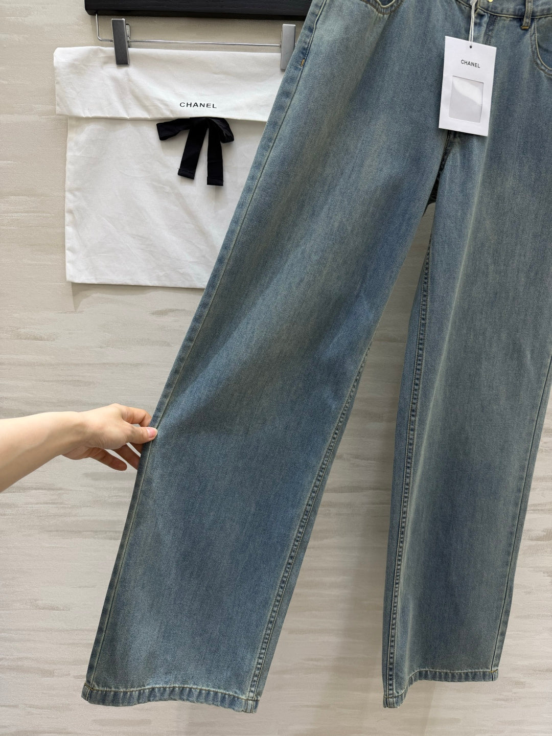 CHANEL 26S STRAIGHT-LEG JEANS STYLE 1194
