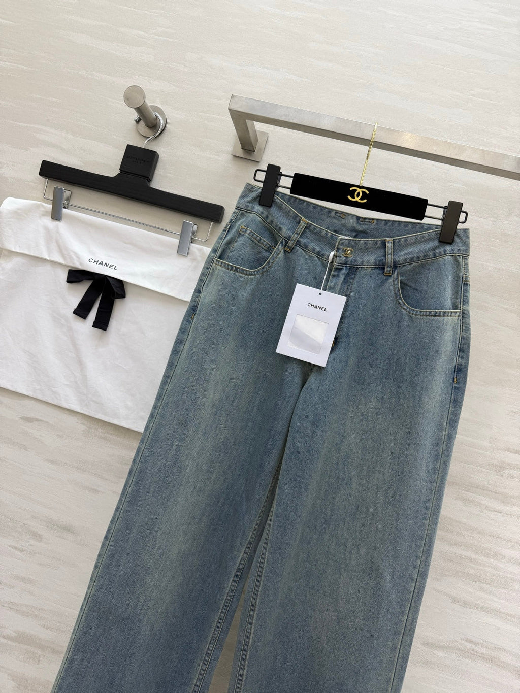 CHANEL 26S STRAIGHT-LEG JEANS STYLE 1194