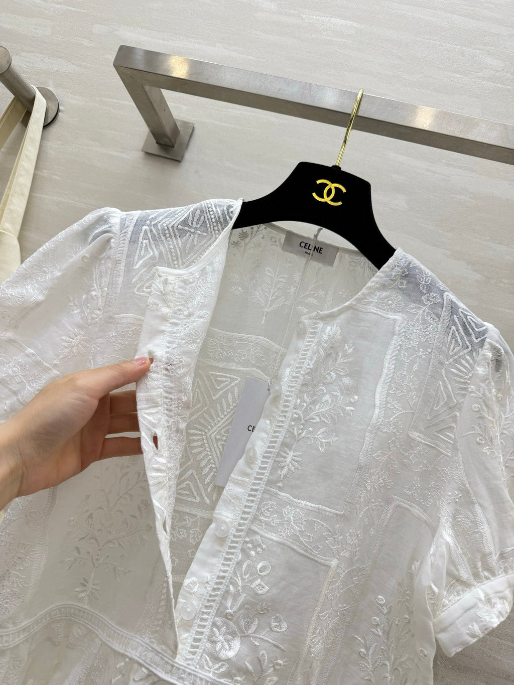 CELINE 26S EMBROIDERED SHORT-SLEEVE SHIRT 450