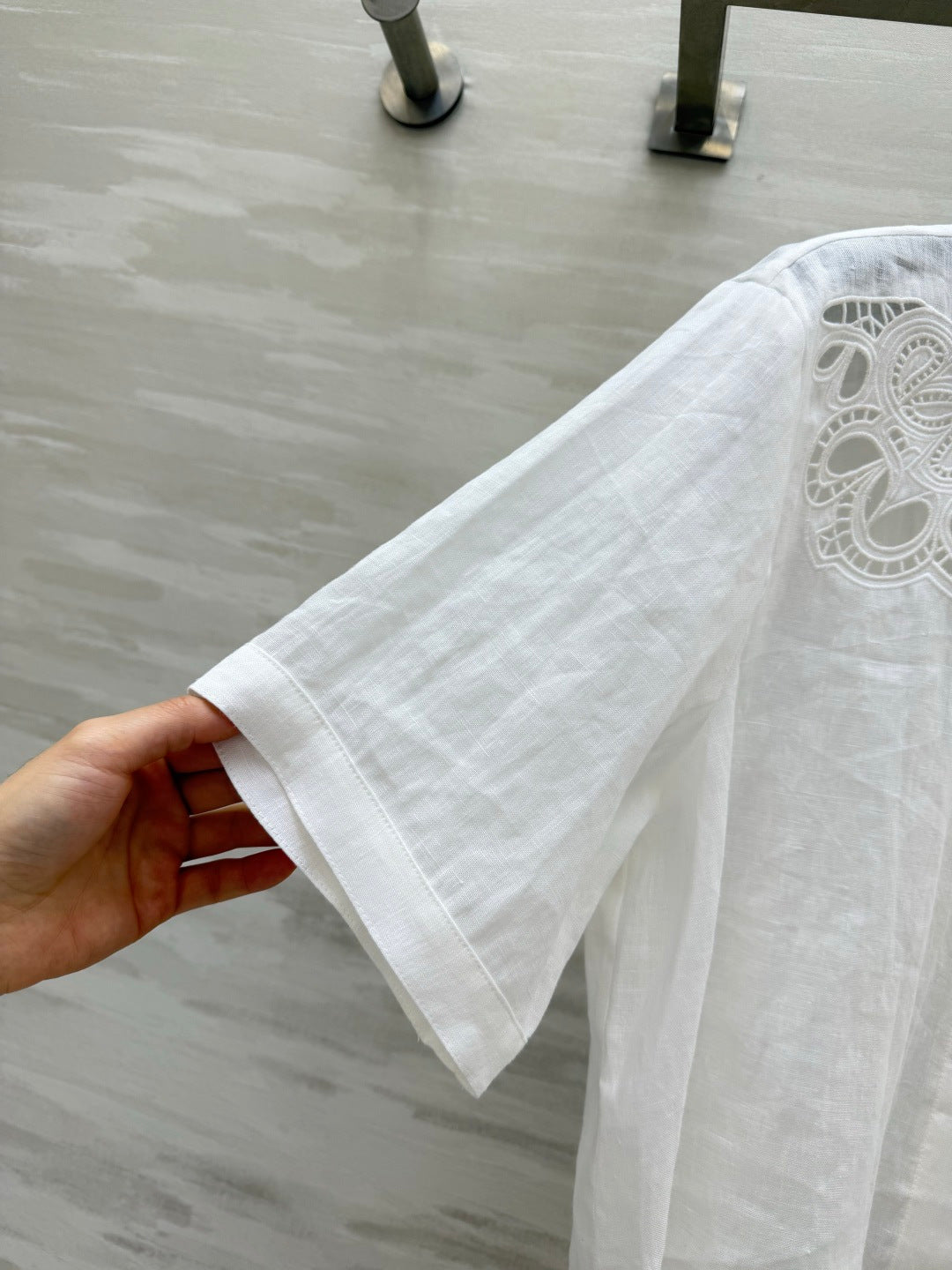 CELINE 26S WHITE SHORT-SLEEVE SHIRT 414