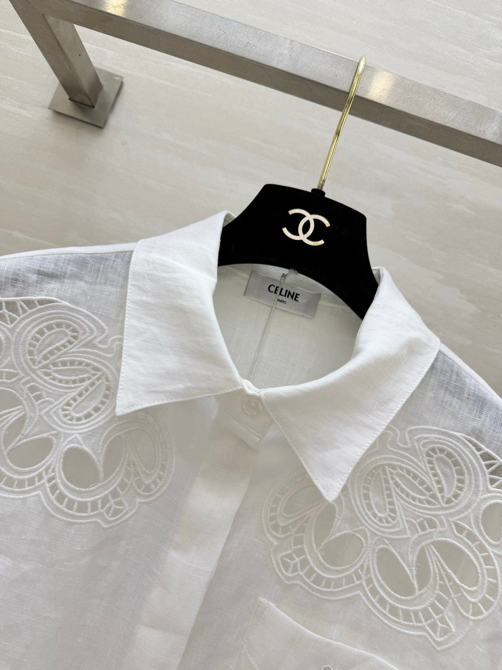 CELINE 26S WHITE SHORT-SLEEVE SHIRT 414