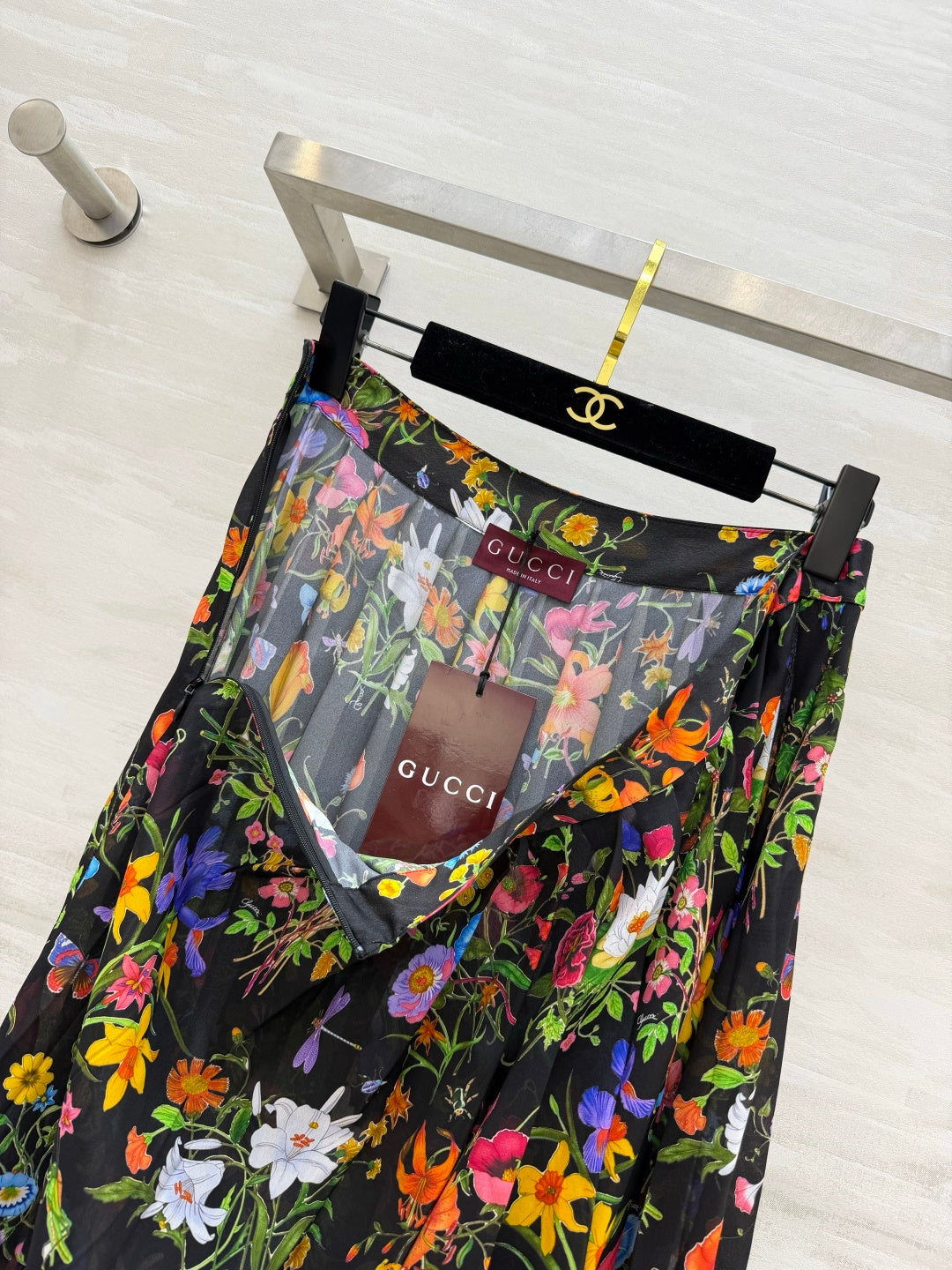 GUCCI 26S PLEATED MIDI SKIRT 397
