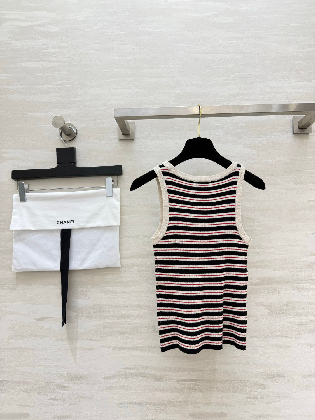 CHANEL 26S STRIPED SLEEVELESS KNIT TOP 1438