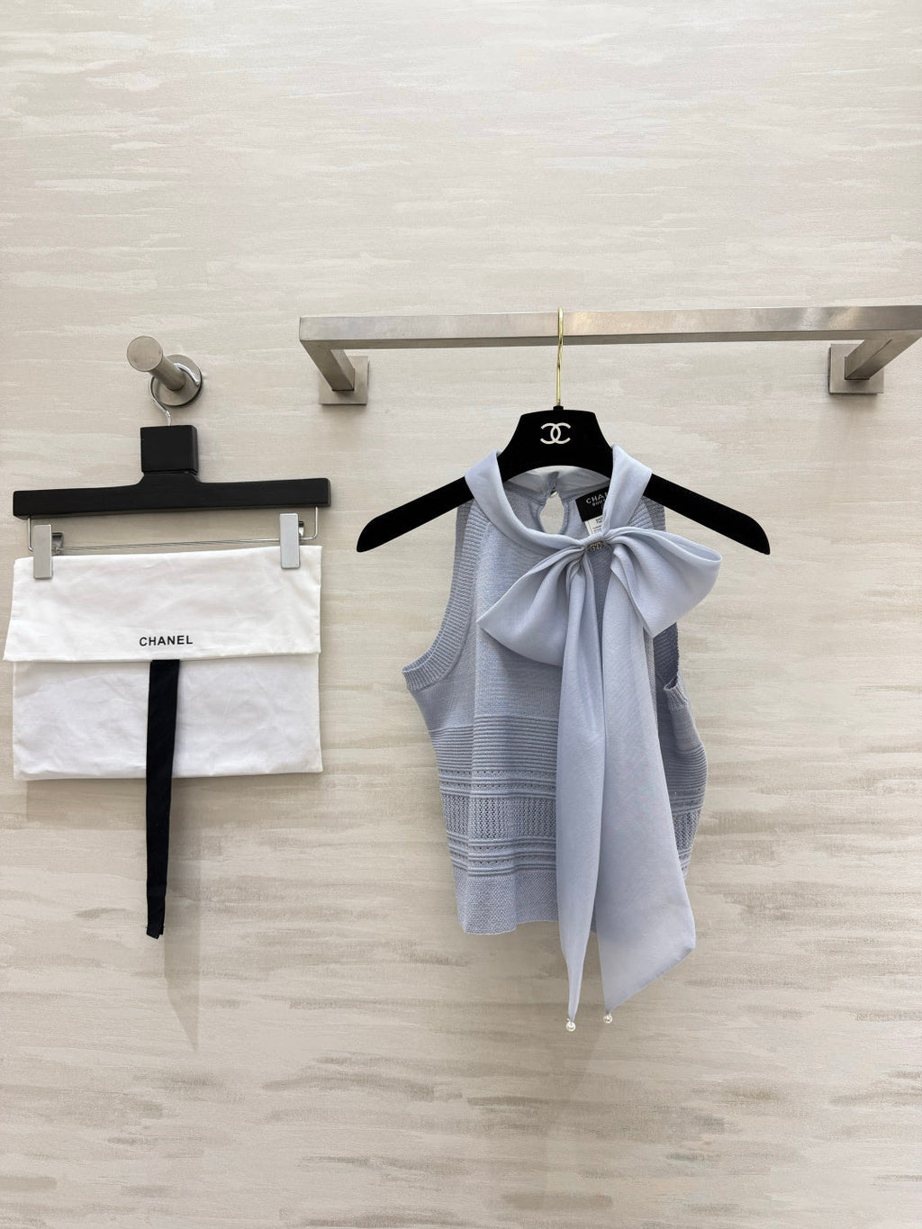 CHANEL 26S BOW-NECK SLEEVELESS KNIT TOP 1426
