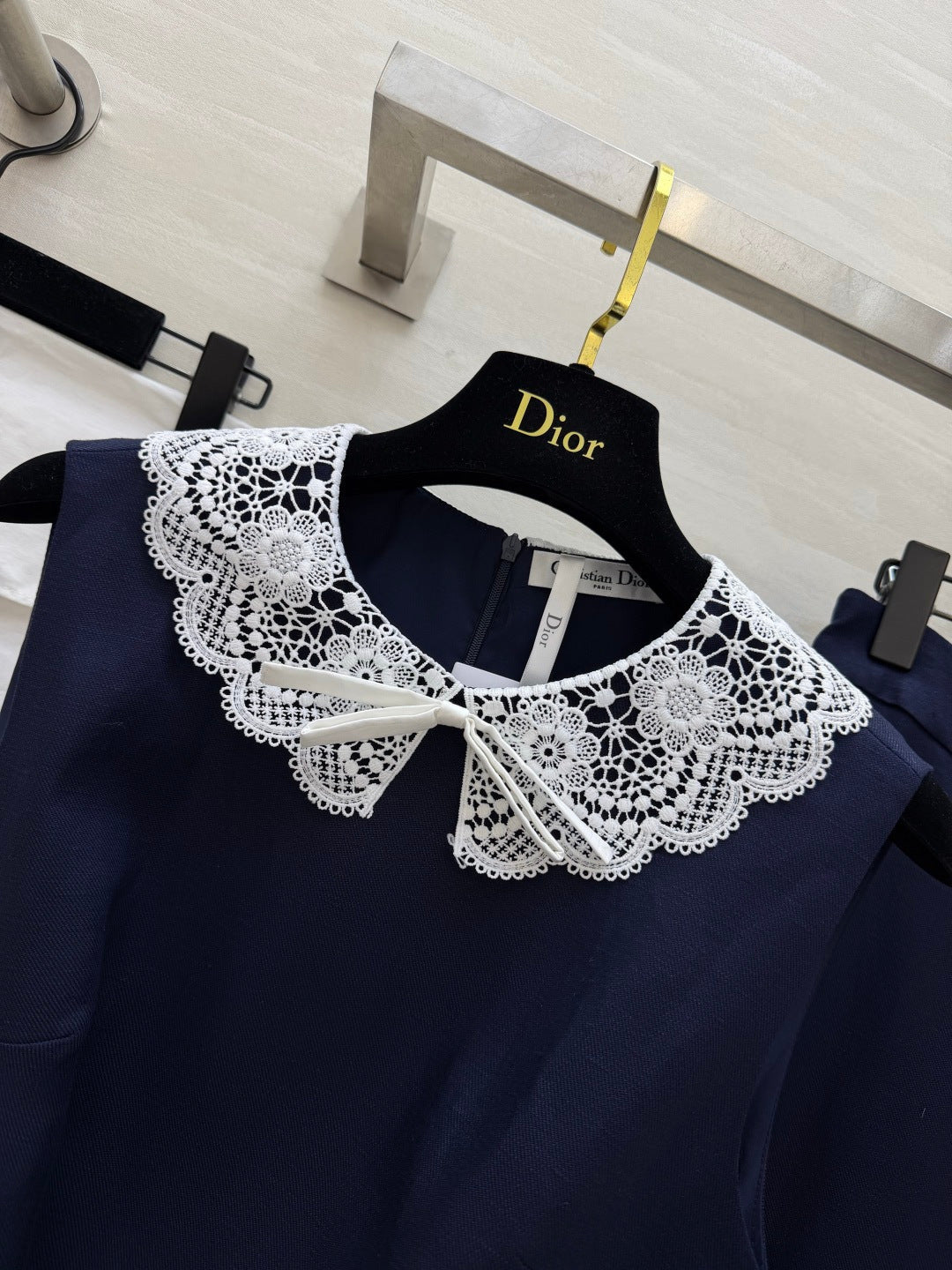 DIOR 26S TWO-PIECE SET WITH LACE-COLLAR TOP AND SKIRT 1386