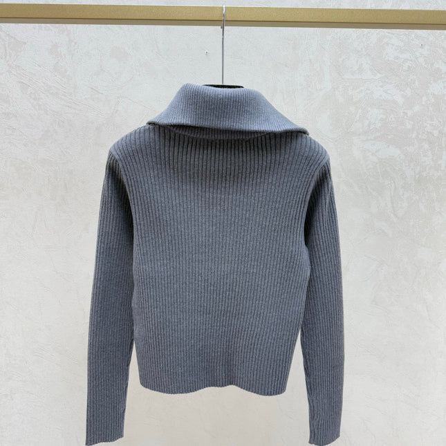 MIUMIU SWEATER STYLE 681